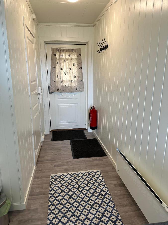 - White House Apartment Vardo